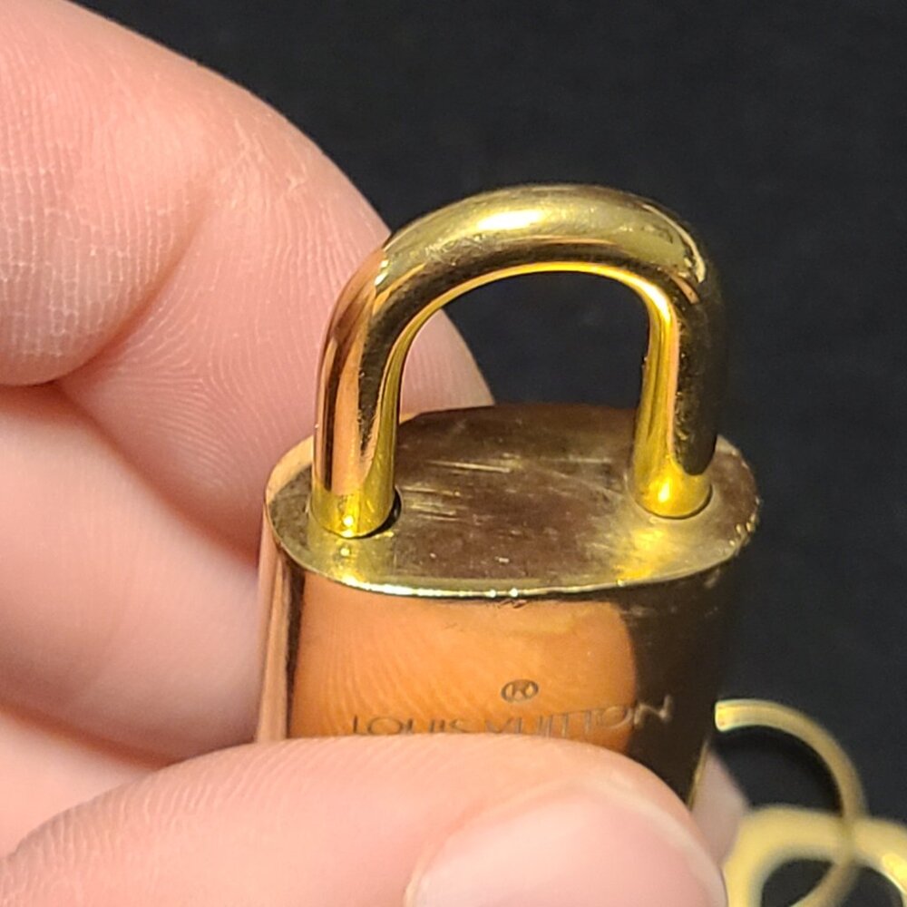 LV Lock & Key set #306 - Picture 5 of 7